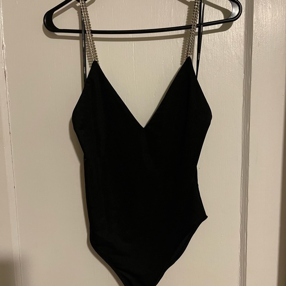 Tops - Black bodysuit with diamond straps